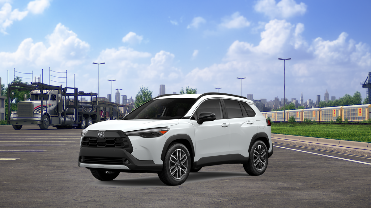 2026 Toyota Corolla Cross XLE FWD's photo