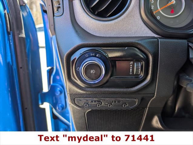 2025 Jeep Wrangler Sport