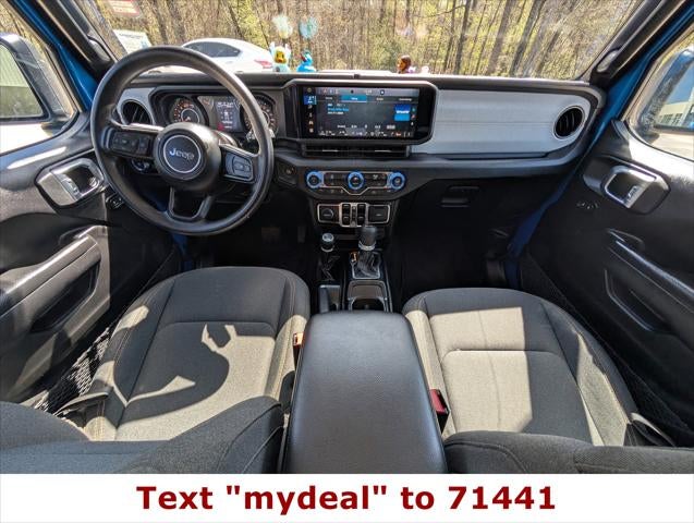 2025 Jeep Wrangler Sport