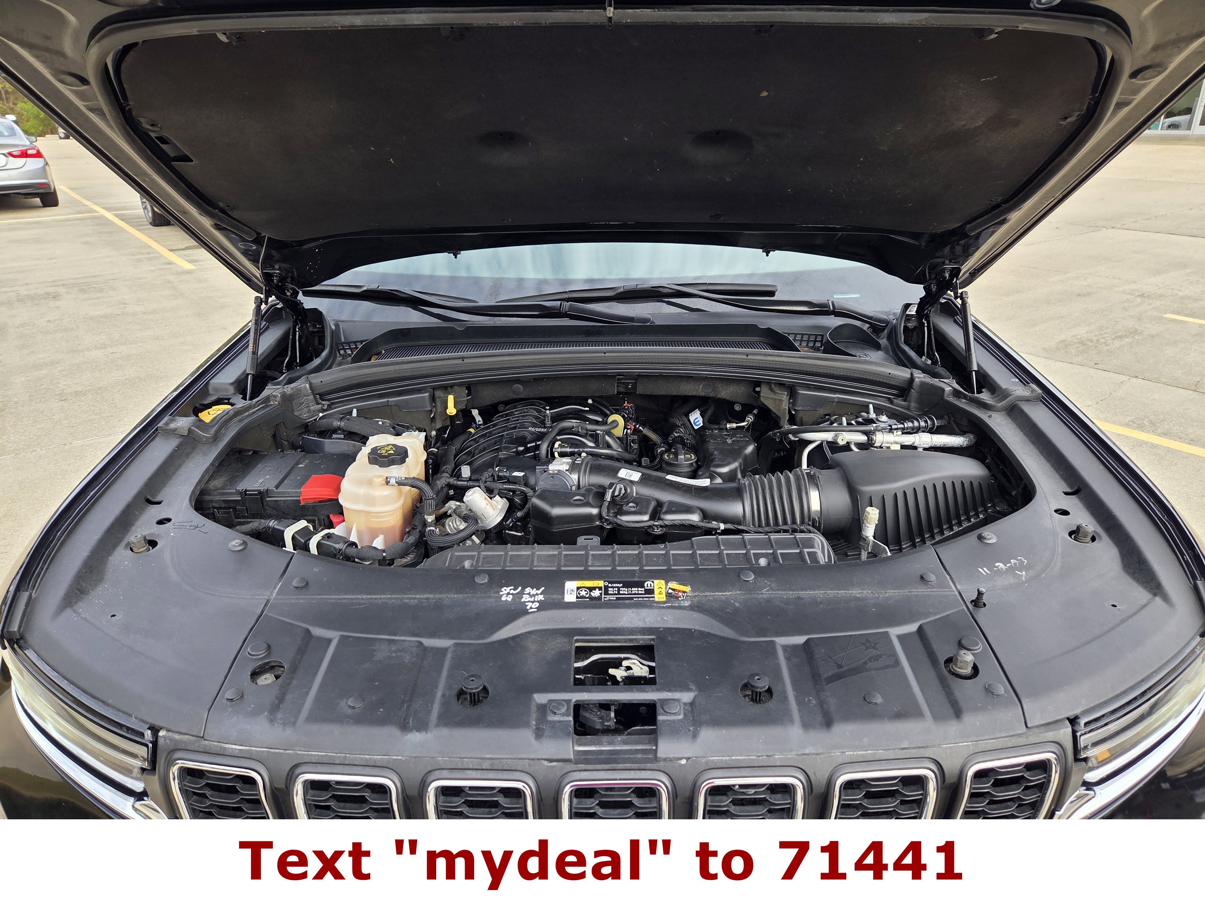 2023 Jeep Grand Cherokee Laredo