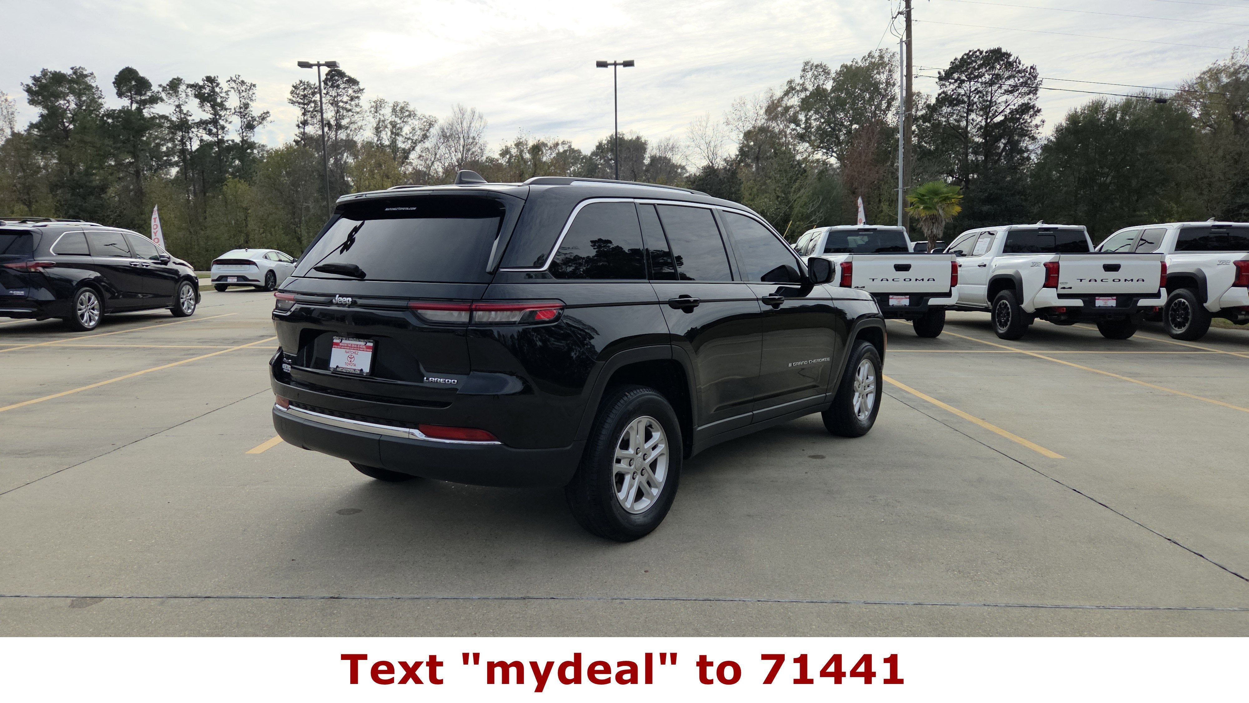 2023 Jeep Grand Cherokee Laredo