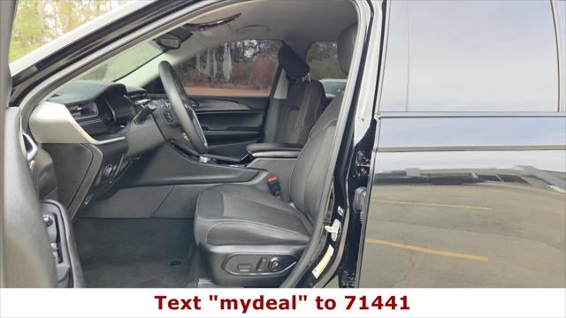 2023 Jeep Grand Cherokee Laredo