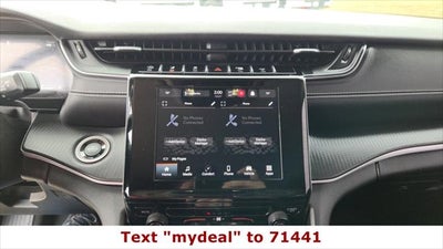 2023 Jeep Grand Cherokee Laredo