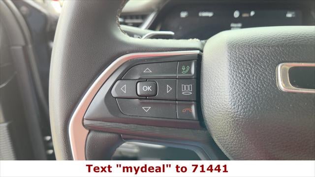 2023 Jeep Grand Cherokee Laredo