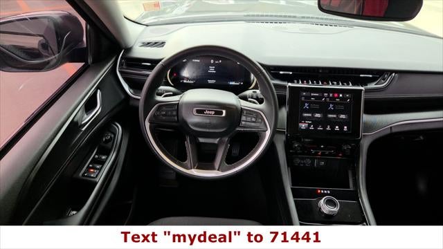 2023 Jeep Grand Cherokee Laredo