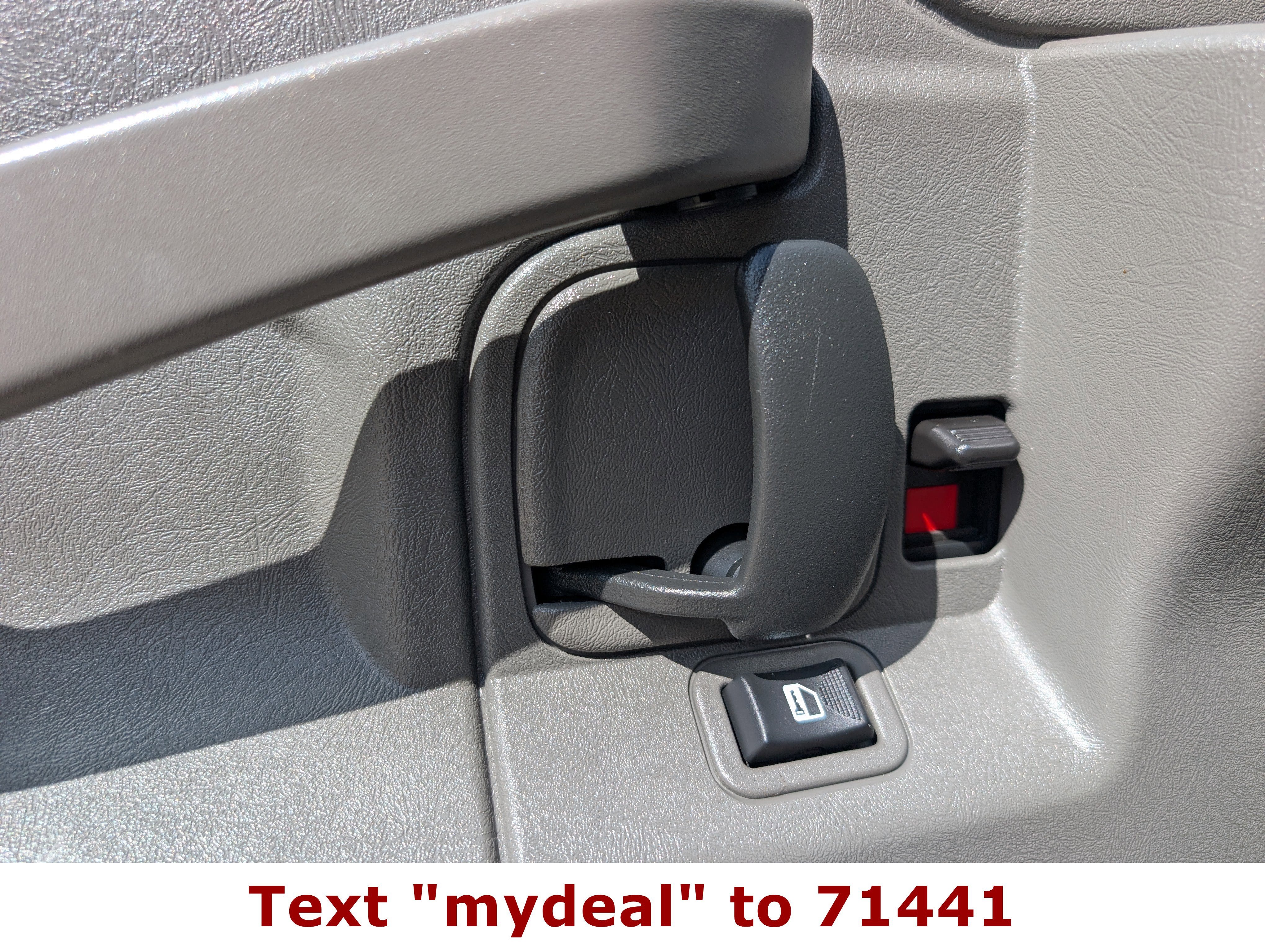 2025 Chevrolet Express Passenger LT