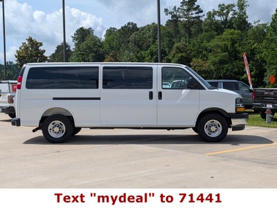 2025 Chevrolet Express Passenger LT