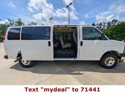 2025 Chevrolet Express Passenger LT