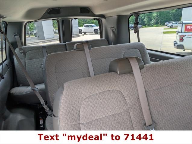 2025 Chevrolet Express Passenger LT