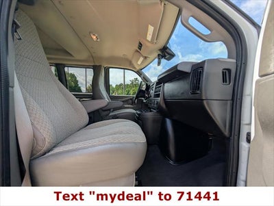 2025 Chevrolet Express Passenger LT