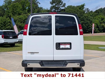2025 Chevrolet Express Passenger LT