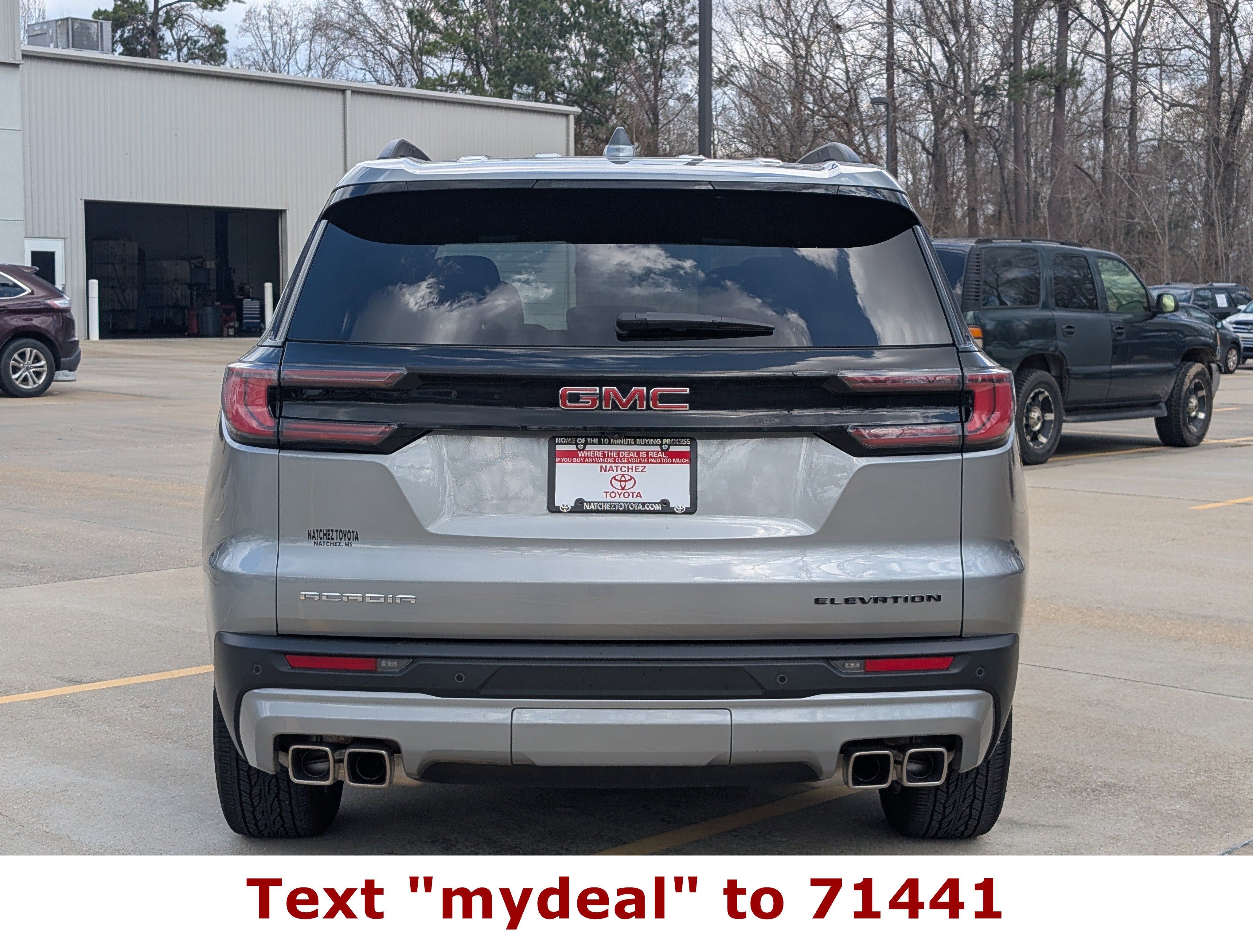 2025 GMC Acadia FWD Elevation