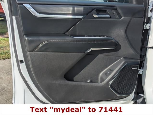 2025 GMC Acadia FWD Elevation