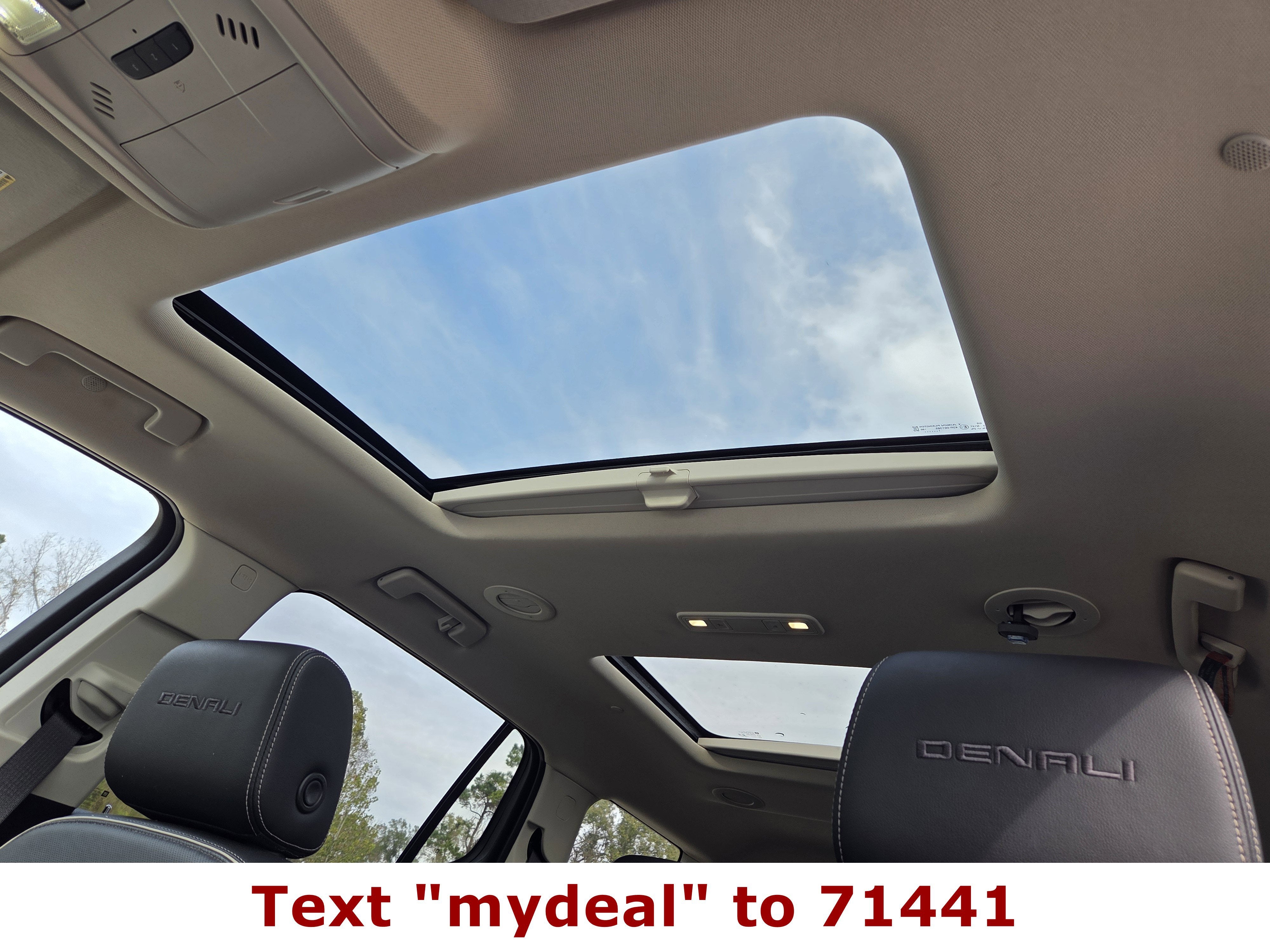 2022 GMC Acadia Denali