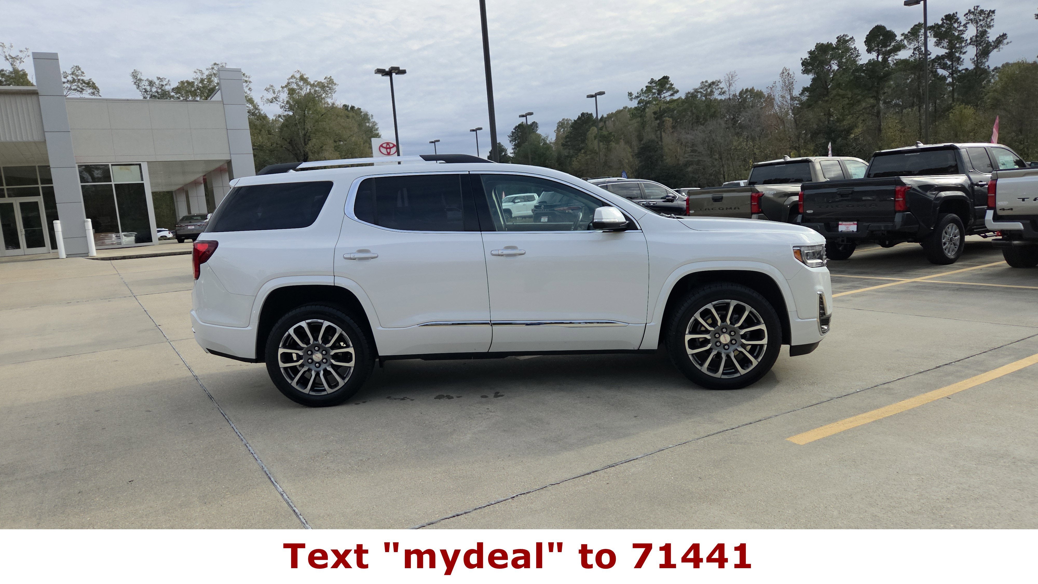 2022 GMC Acadia Denali