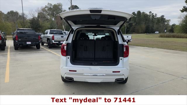 2022 GMC Acadia Denali