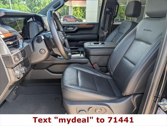 2025 GMC Yukon XL Denali