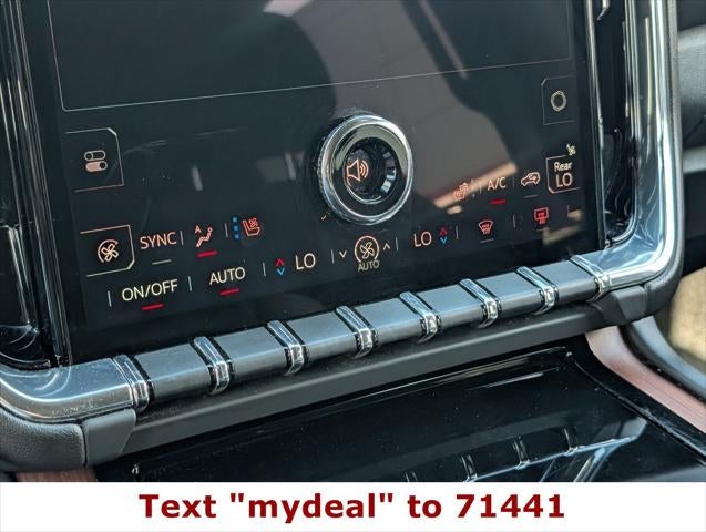 2025 GMC Yukon XL Denali