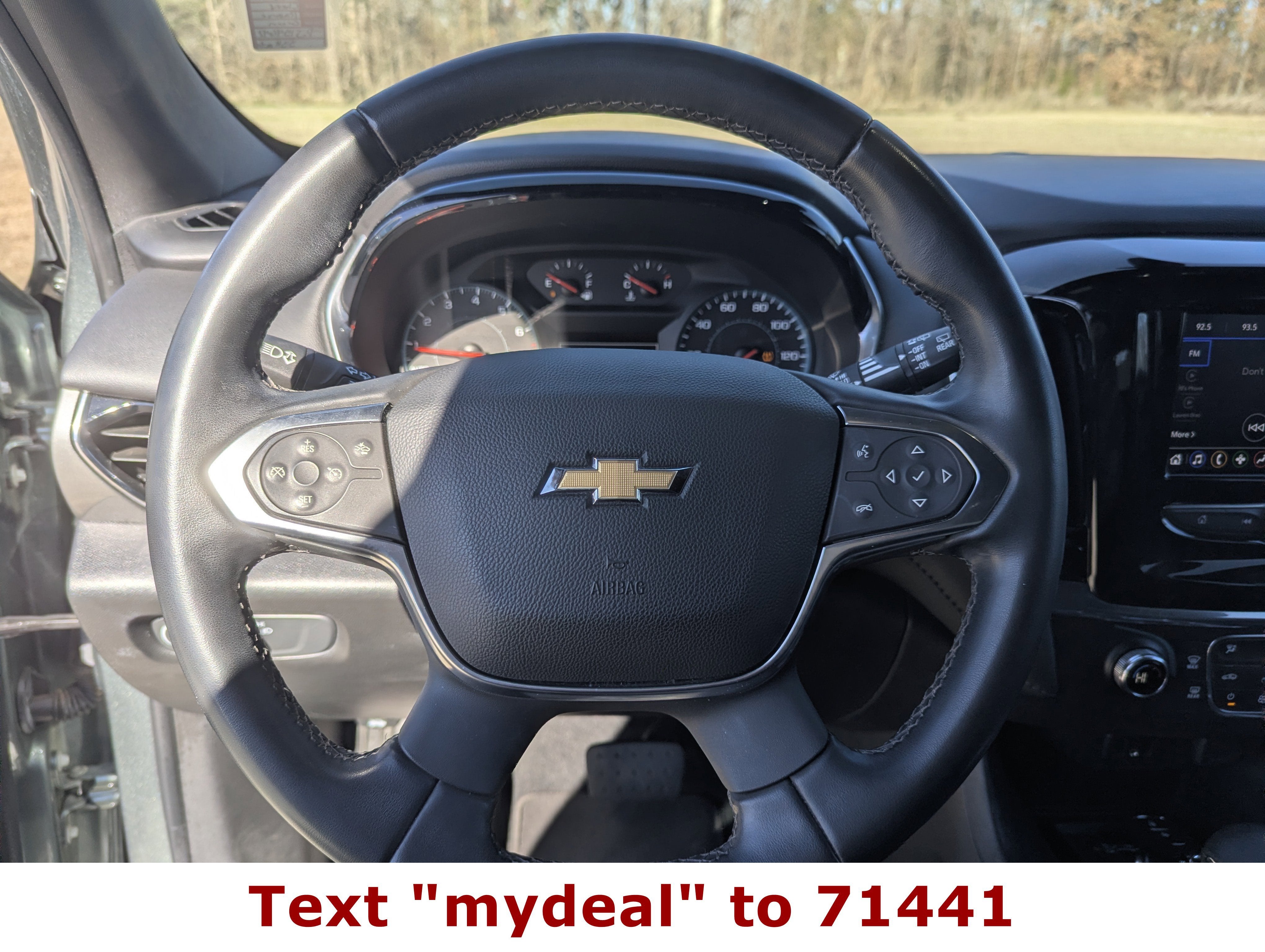 2023 Chevrolet Traverse LT Cloth