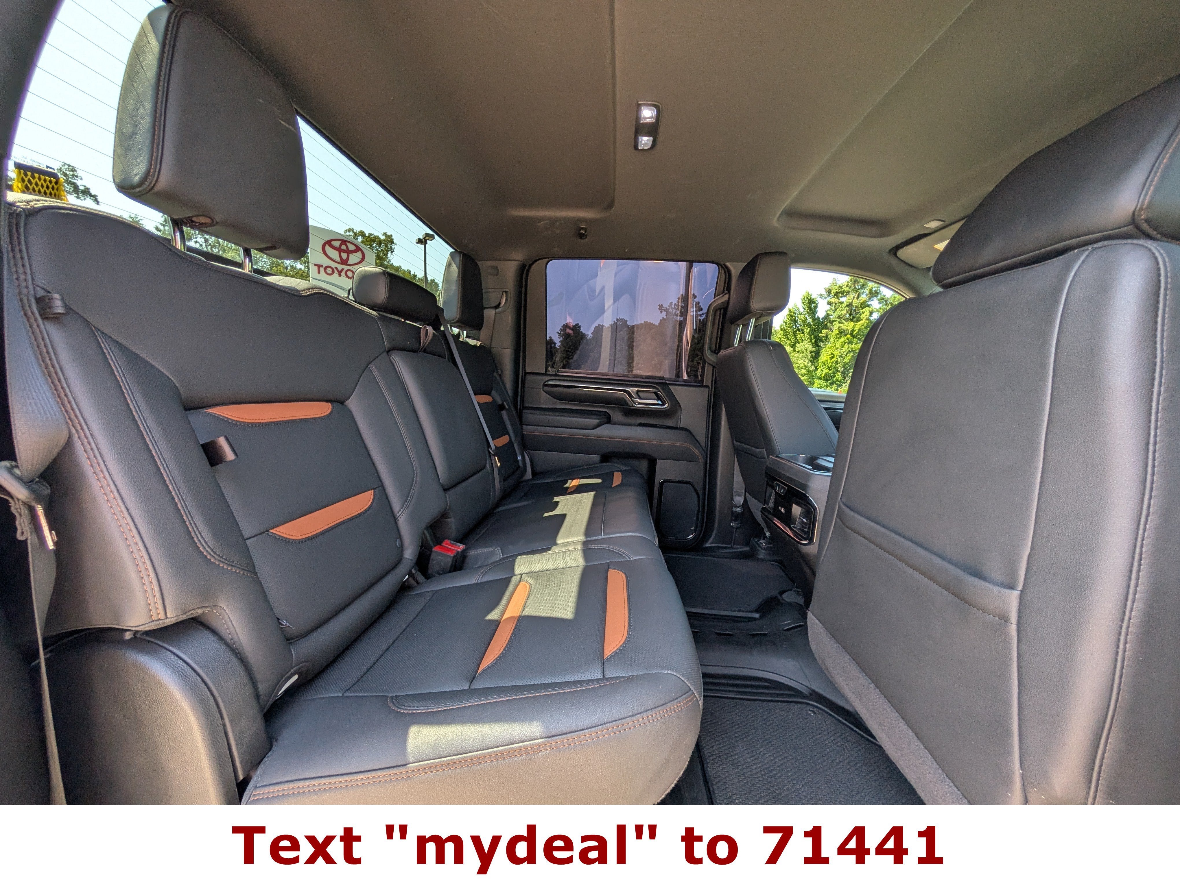 2025 GMC Sierra 2500HD AT4