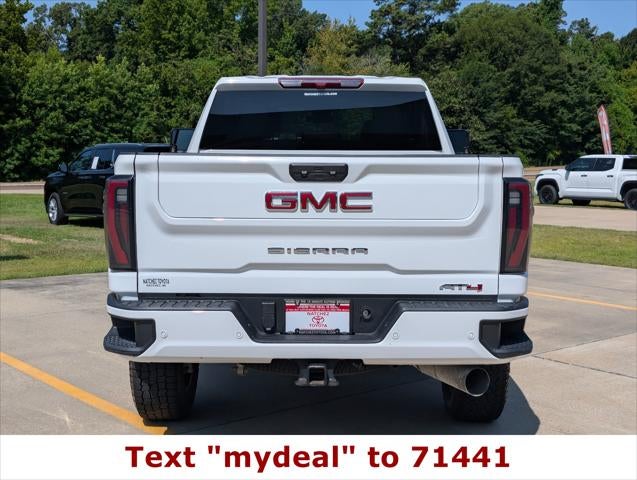 2025 GMC Sierra 2500HD AT4