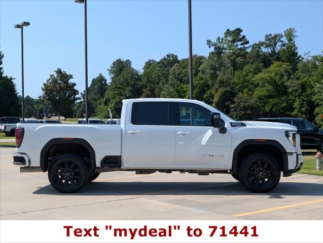 2025 GMC Sierra 2500HD AT4