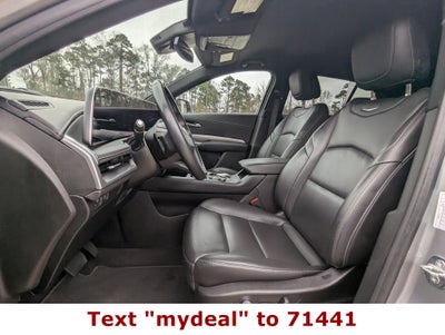 2024 Cadillac XT4 AWD Premium Luxury