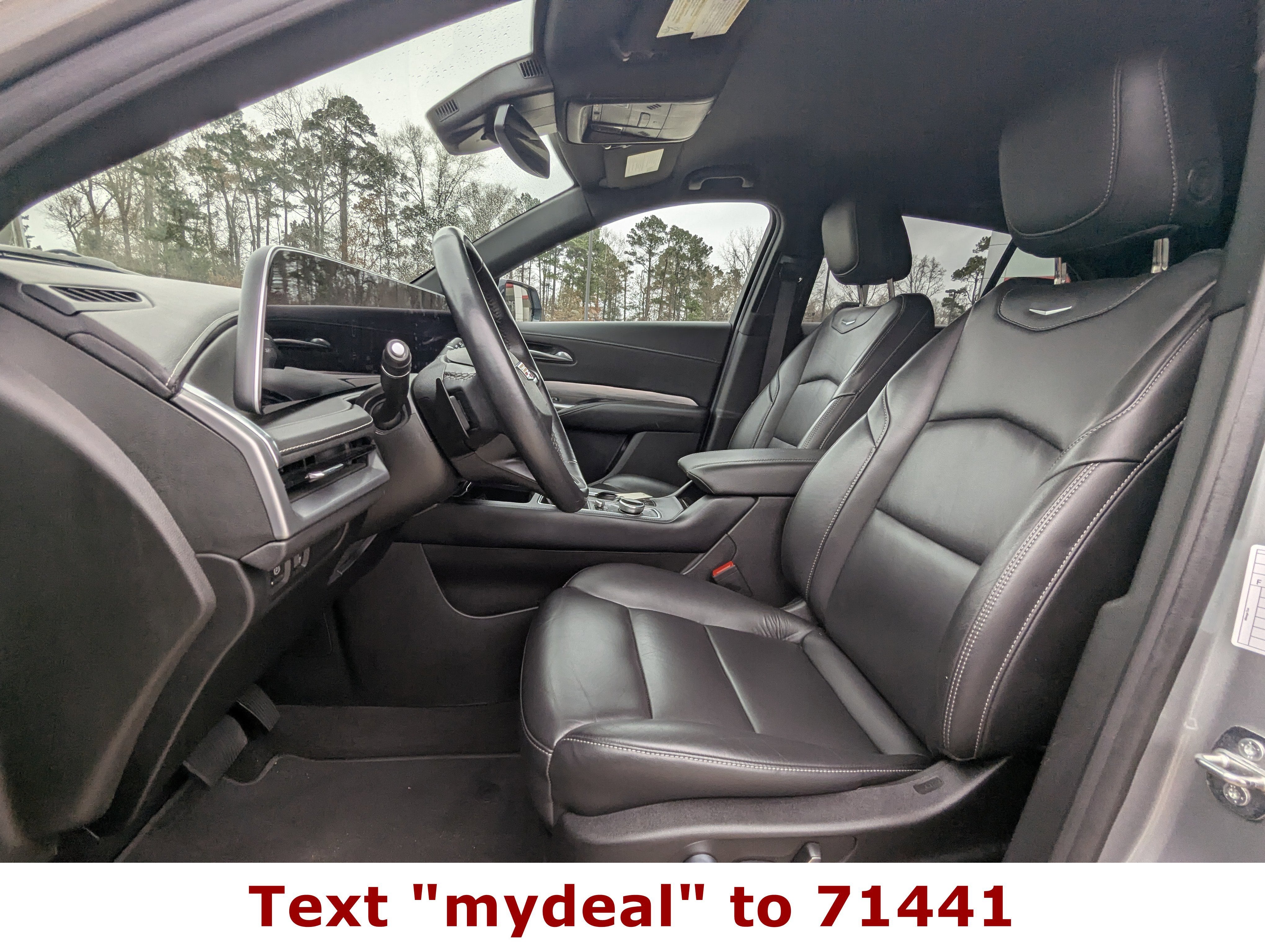 2024 Cadillac XT4 AWD Premium Luxury