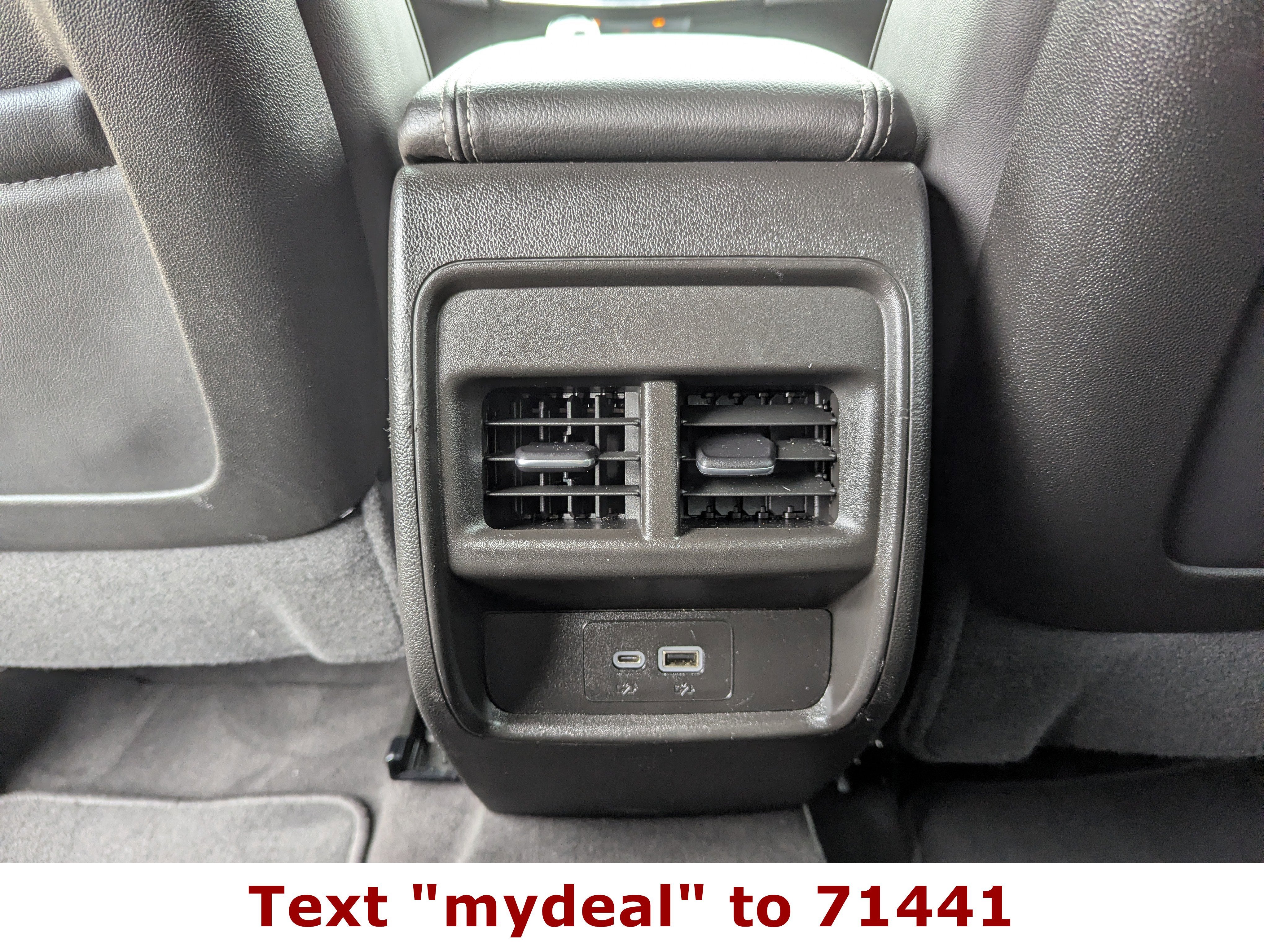 2024 Cadillac XT4 AWD Premium Luxury