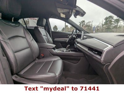 2024 Cadillac XT4 AWD Premium Luxury