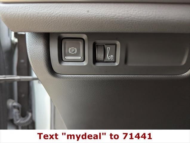 2024 Cadillac XT4 AWD Premium Luxury