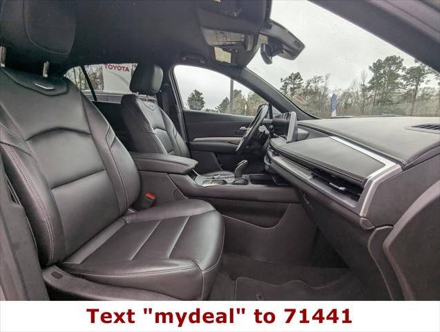 2024 Cadillac XT4 AWD Premium Luxury