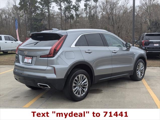 2024 Cadillac XT4 AWD Premium Luxury