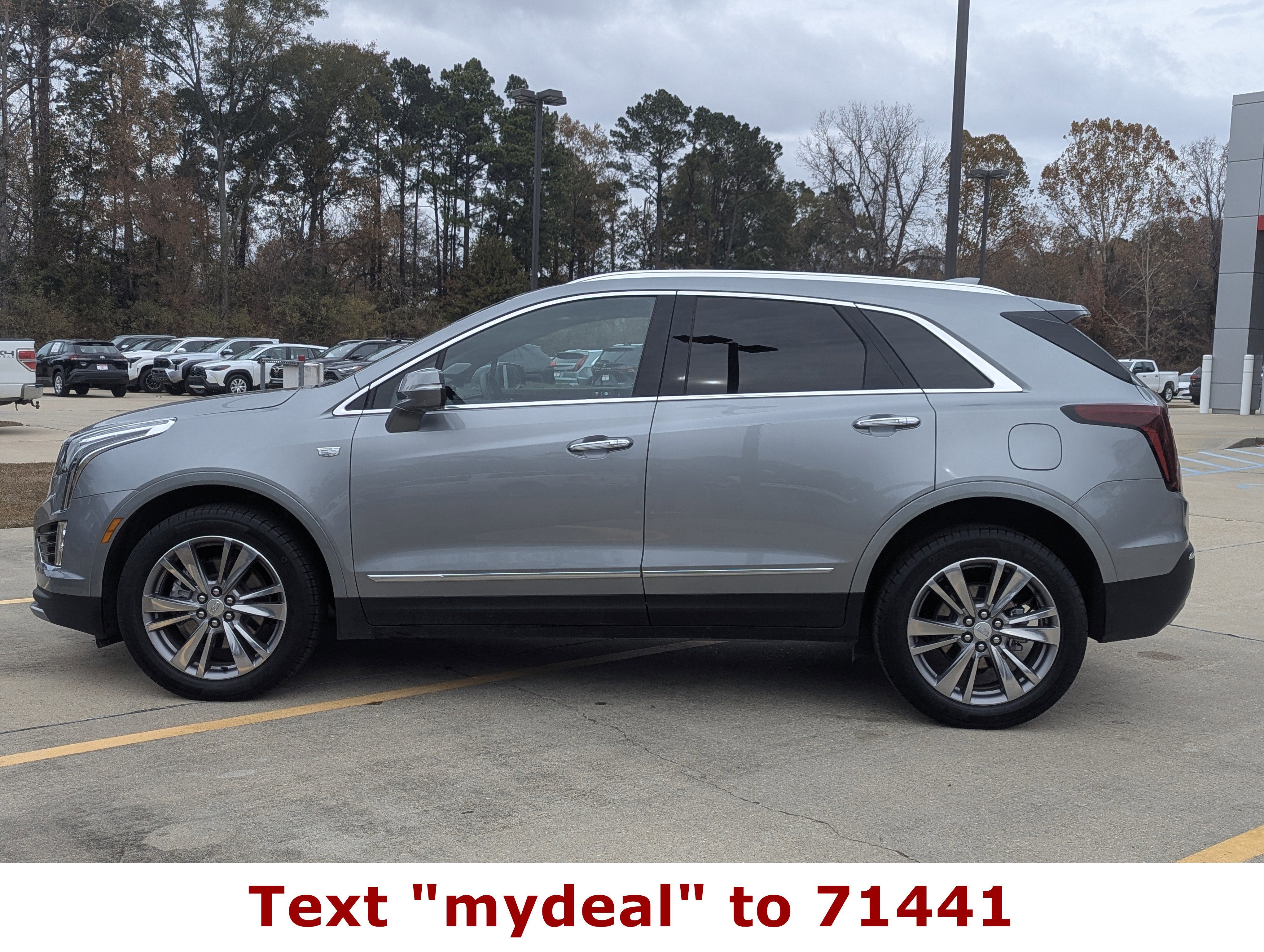 2025 Cadillac XT5 FWD Premium Luxury