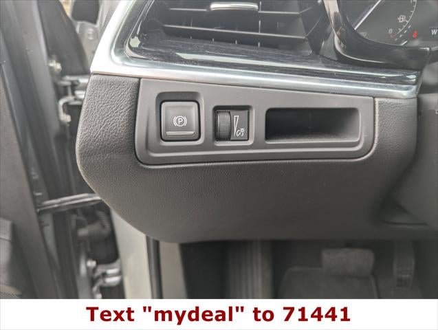 2025 Cadillac XT5 FWD Premium Luxury