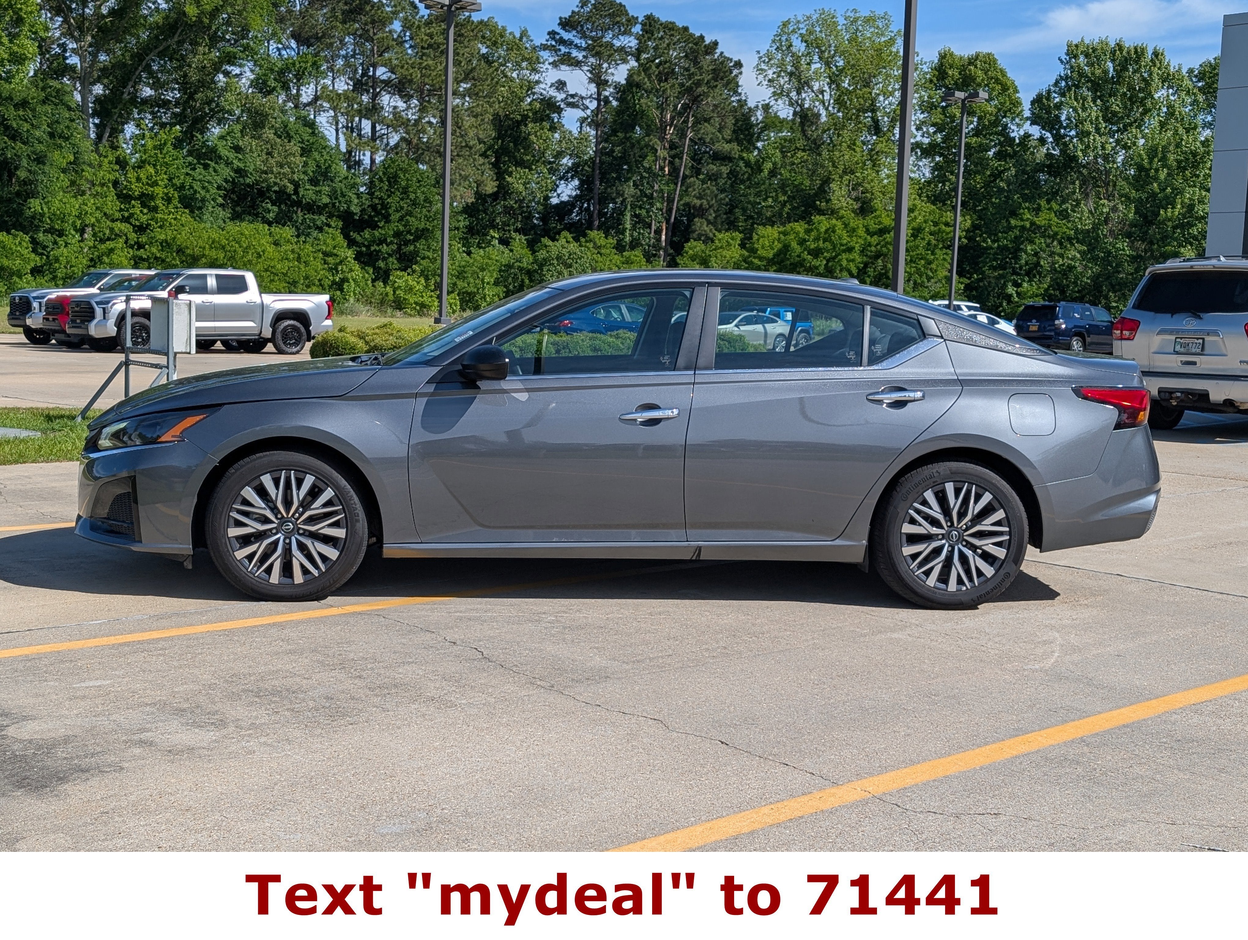 2025 Nissan Altima SV