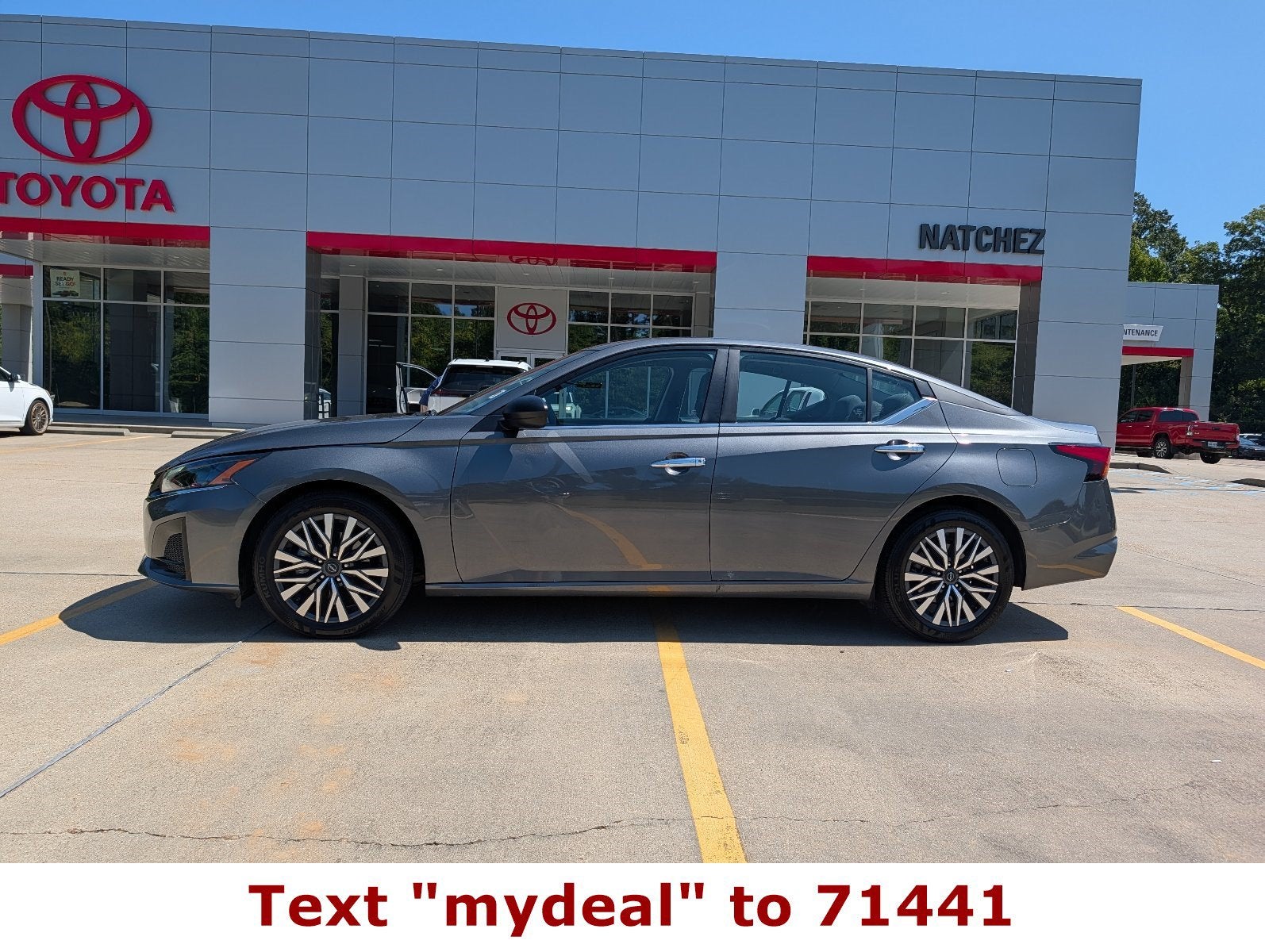 2025 Nissan Altima SV