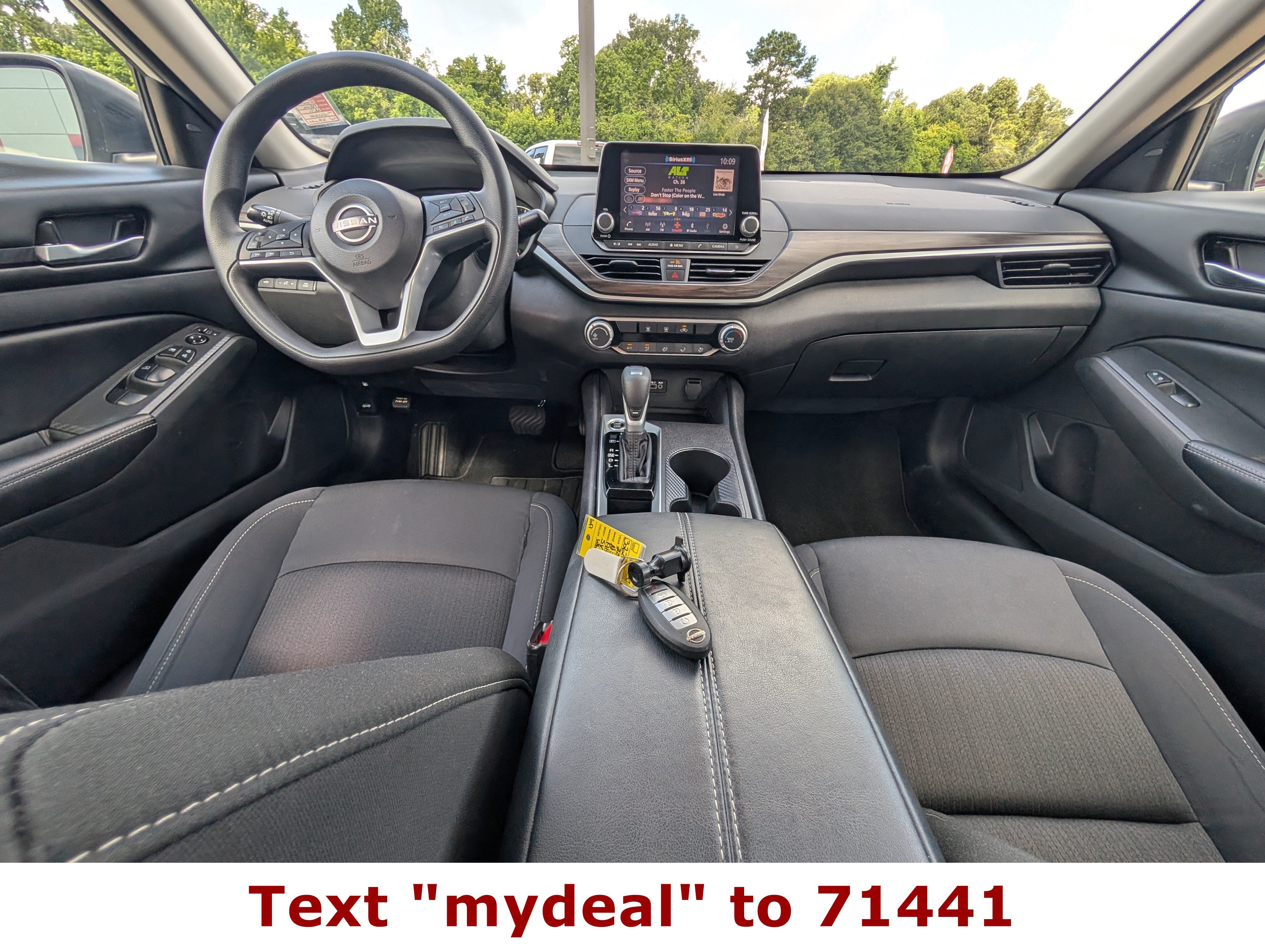 2025 Nissan Altima SV