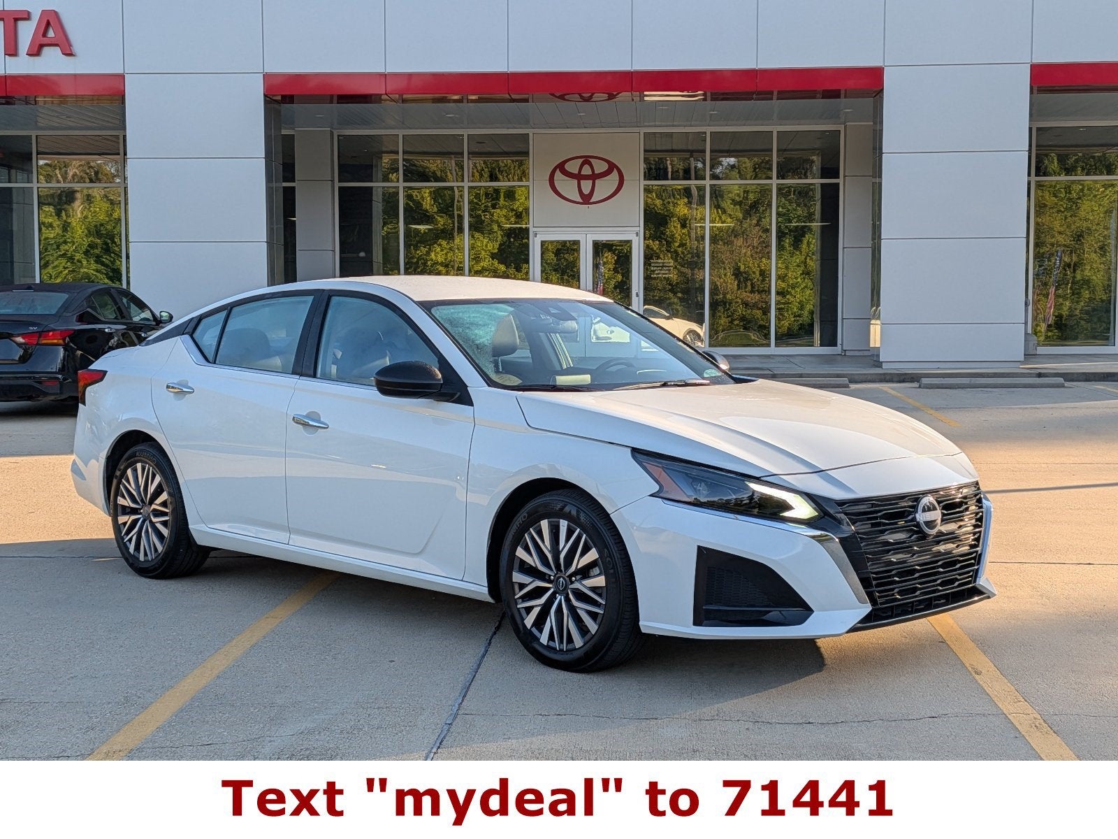 2025 Nissan Altima SV