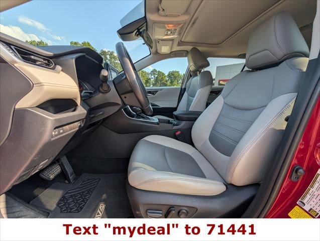 2019 Toyota RAV4 XLE Premium