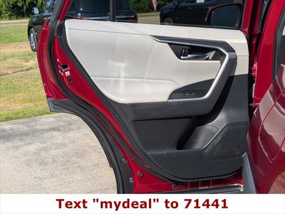 2019 Toyota RAV4 XLE Premium