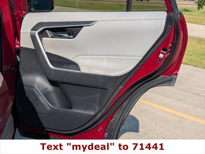 2019 Toyota RAV4 XLE Premium