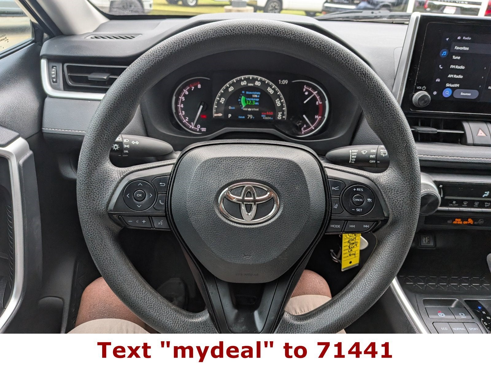 2024 Toyota RAV4 LE
