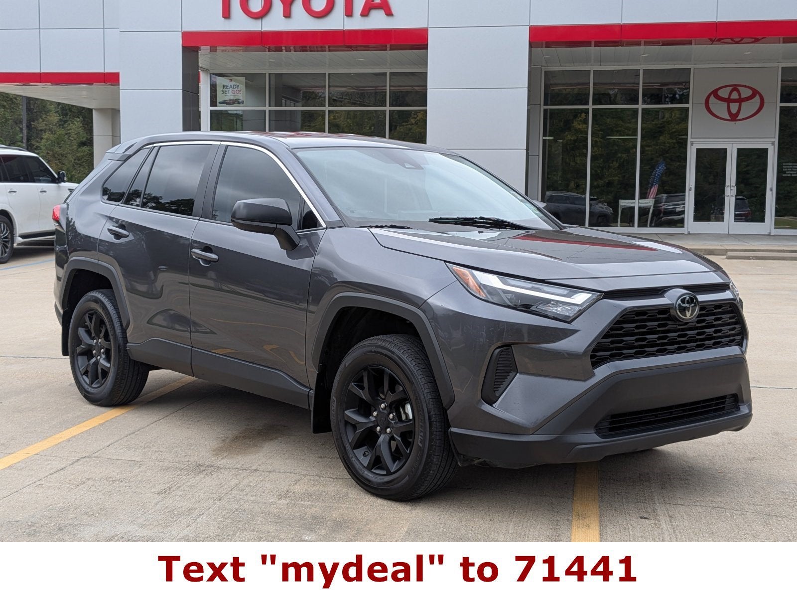 2024 Toyota RAV4 LE