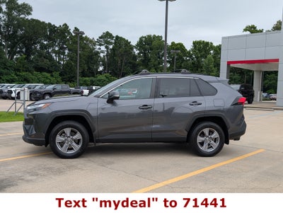 2022 Toyota RAV4 XLE