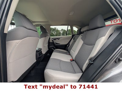 2022 Toyota RAV4 XLE