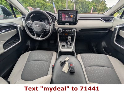 2022 Toyota RAV4 XLE
