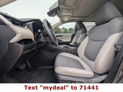 2022 Toyota RAV4 XLE