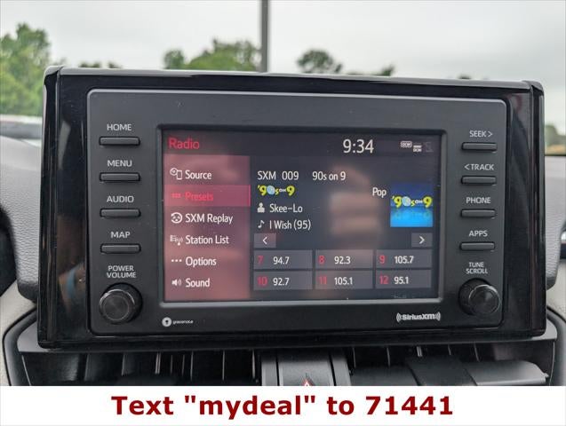 2022 Toyota RAV4 XLE