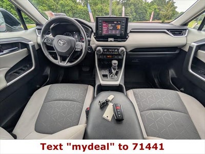 2022 Toyota RAV4 XLE